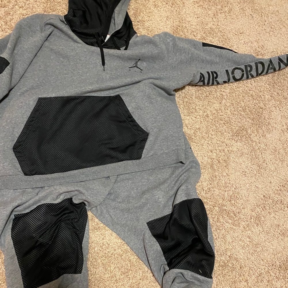 Jordan sweatsuit
